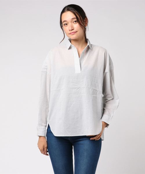 earth music&ecology（アースミュージックアンドエコロジー）の「イロイロコットンスキッパーシャツ ●（シャツ/ブラウス・レディース・ベージュ/ネイビー/オフホワイト/カーキ/グリーン/イエロー系その他/グレー系その他3/ベージュ系その他4/グリーン系その他5/ブルー系その他4/ブルー系その他5/レッド系その他7・FREE）」の3枚目の写真