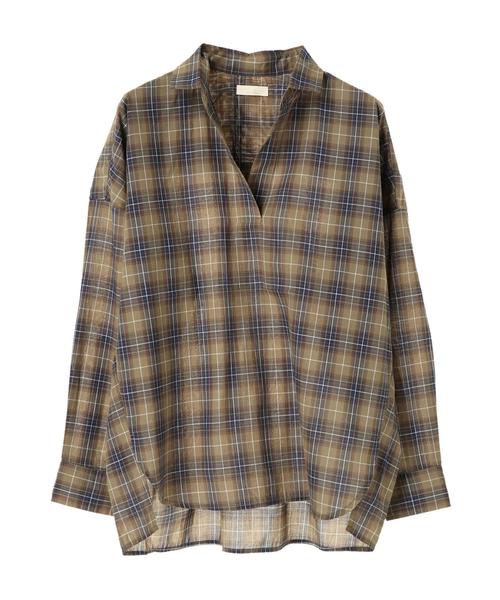 earth music&ecology（アースミュージックアンドエコロジー）の「イロイロコットンスキッパーシャツ ●（シャツ/ブラウス・レディース・ベージュ/ネイビー/オフホワイト/カーキ/グリーン/イエロー系その他/グレー系その他3/ベージュ系その他4/グリーン系その他5/ブルー系その他4/ブルー系その他5/レッド系その他7・FREE）」の21枚目の写真