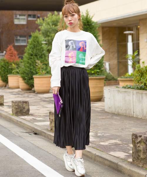 SpRay(スプレイ)の「サテンプリーツスカート(スカート・レディース・ブラック/ベージュ/グレー/ピンク/グリーン/パープル/ライトグレー・FREE)」の10枚目の写真