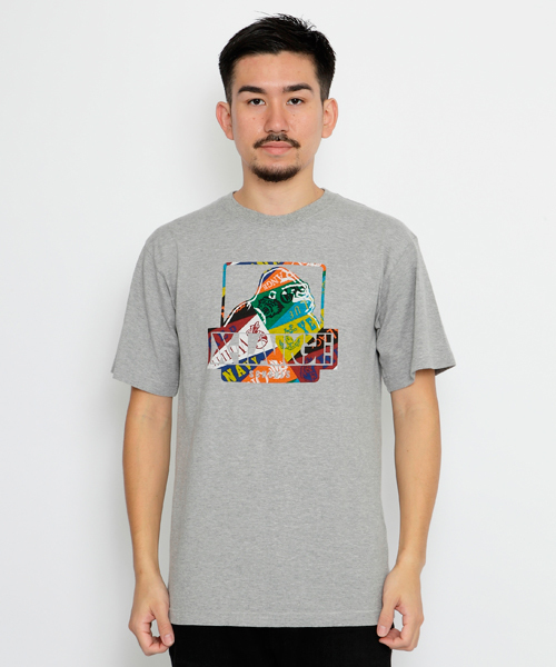 XLARGE（エクストララージ）の「S/S TEE PENNANT OG（Tシャツ/カットソー・メンズ・ホワイト/ブラック/アッシュグレー/ネイビー/オレンジ・SMALL/MEDIUM/LARGE/X-LARGE）」の4枚目の写真