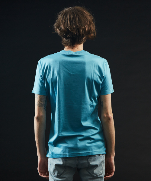 5351 POUR LES HOMMES(ゴーサンゴーイチプールオム)の「【Vネック】プライマリースムース半袖Tシャツ(Tシャツ/カットソー・メンズ・ホワイト/ライトブルー/ブラック/チャコールグレー・44/46/48/50)」の7枚目の写真