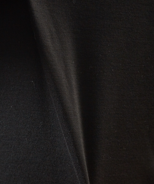 5351 POUR LES HOMMES(ゴーサンゴーイチプールオム)の「【Vネック】プライマリースムース半袖Tシャツ(Tシャツ/カットソー・メンズ・ホワイト/ライトブルー/ブラック/チャコールグレー・44/46/48/50)」の17枚目の写真