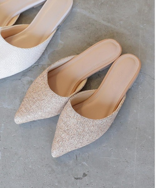 KOBE LETTUCE(コウベレタス)の「ポインテッドトゥメッシュフラットサンダル バブーシュ(サンダル・レディース・アイボリー/ベージュ/ブラック/ブラック系その他・L/LL/M/S)」の4枚目の写真