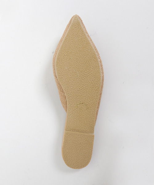 KOBE LETTUCE(コウベレタス)の「ポインテッドトゥメッシュフラットサンダル バブーシュ(サンダル・レディース・アイボリー/ベージュ/ブラック/ブラック系その他・L/LL/M/S)」の8枚目の写真