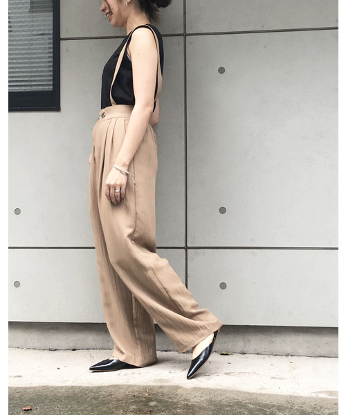 TEVALT(ヴァレット)の「サスペンダー付きタックワイドパンツ(その他パンツ・レディース・ブラック/ベージュ・38)」の13枚目の写真