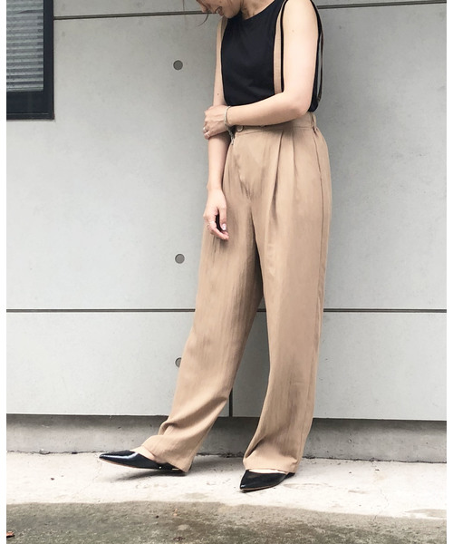 TEVALT(ヴァレット)の「サスペンダー付きタックワイドパンツ(その他パンツ・レディース・ブラック/ベージュ・38)」の11枚目の写真