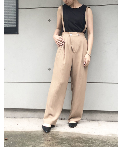 TEVALT(ヴァレット)の「サスペンダー付きタックワイドパンツ(その他パンツ・レディース・ブラック/ベージュ・38)」の10枚目の写真
