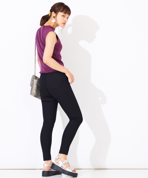 WEGO(ウィゴー)の「WEGO/デイリーハイウエストスキニーパンツ(デニムパンツ・レディース・ダークインディゴブルー/ブラック/インディゴブルー・LARGE/X-SMALL/SMALL/MEDIUM)」の12枚目の写真