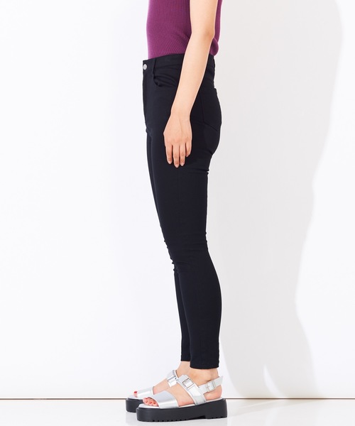 WEGO(ウィゴー)の「WEGO/デイリーハイウエストスキニーパンツ(デニムパンツ・レディース・ダークインディゴブルー/ブラック/インディゴブルー・LARGE/X-SMALL/SMALL/MEDIUM)」の6枚目の写真