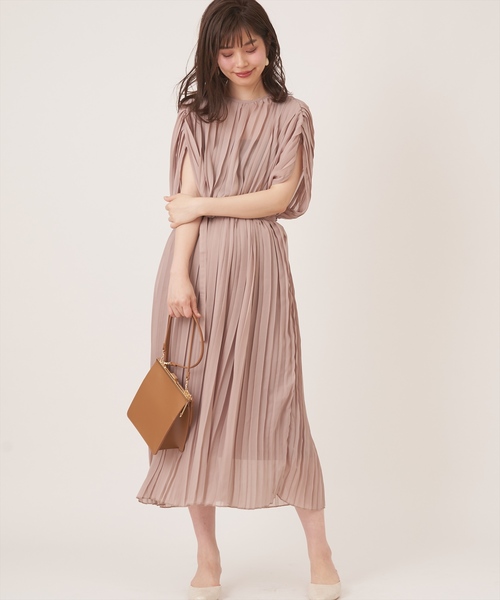 natural couture（ナチュラルクチュール）の「細ベルト付き総プリーツワンピース（ワンピース・レディース・ライトベージュ/ラベンダー/ボルドー/その他2/その他1・FREE）」の8枚目の写真