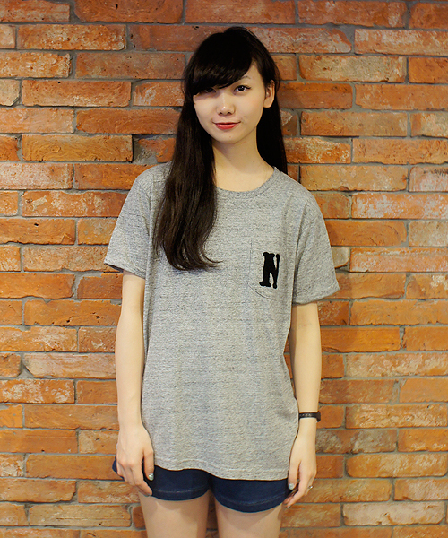 CIAOPANIC（チャオパニック）の「【Ciaopanic】さがらワッペン付ポケTee（Tシャツ/カットソー・レディース・ホワイト/グレー/ネイビー・FREE）」の2枚目の写真