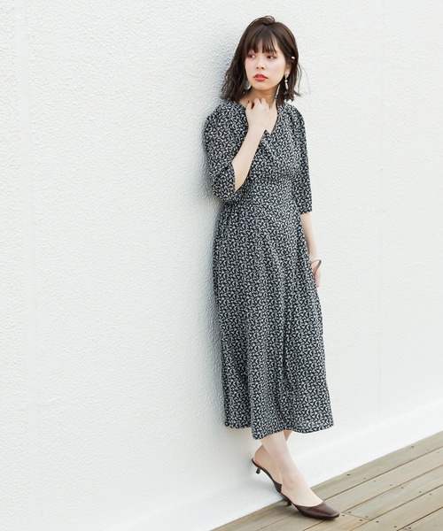 natural couture（ナチュラルクチュール）の「レトロ小花ワンピース（ワンピース・レディース・グレイッシュベージュ/サックスブルー/ピンク/その他1/その他2/その他3・FREE）」の15枚目の写真