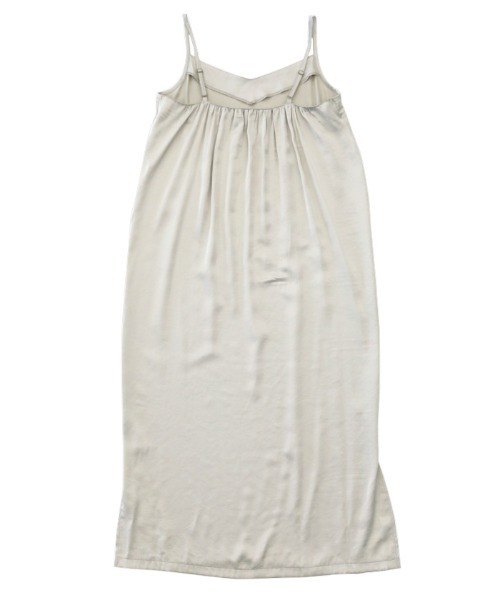 select MOCA(セレクトモカ)の「2020 S/S サテンライクキャミワンピース/バックギャザーサイドスリットロングワンピース(ワンピース・レディース・ライトグリーン/ライトベージュ・FREE)」の19枚目の写真