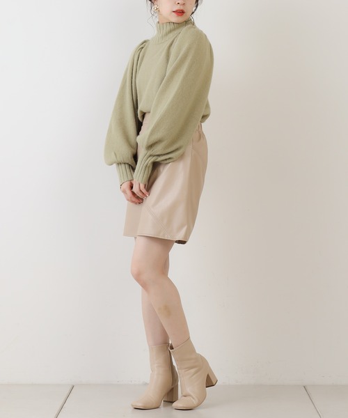 Chico(チコ)の「ハイネックパワショルフォックスニット(ニット/セーター・レディース・アイボリー/カーキ/パープル/ピンクベージュ・FREE)」の22枚目の写真