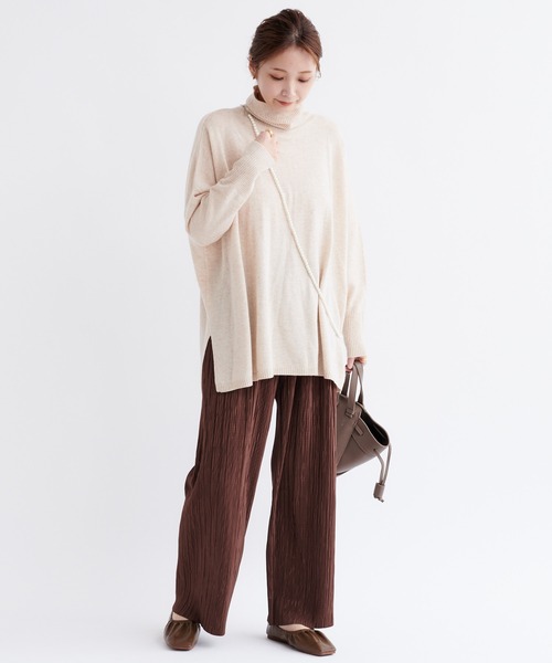 DouDou(ドゥドゥ)の「ウールカシミヤワイドタートル(ニット/セーター・レディース・ベージュ/オフホワイト/オレンジ・FREE)」の13枚目の写真