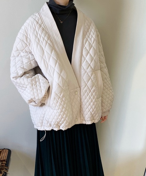 aimoha(アイモハ)の「中綿 キルティングノーカラージャケット (AW) (LV)(ノーカラージャケット・レディース・ホワイト/ブラック/ピンク/ブルー/ライトグリーン/ブラウン/グレー/パープル系その他/グリーン系その他/マスタード/グレー系その他/グリーン/ベージュ・SMALL/MEDIUM/LARGE)」の16枚目の写真