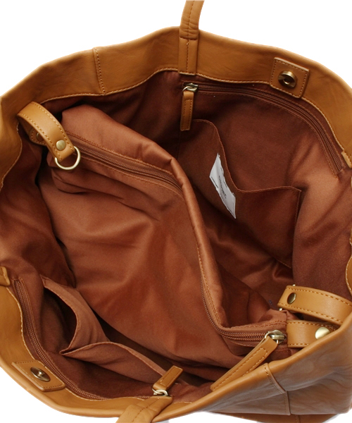 CIAOPANIC（チャオパニック）の「【Ciaopanic】2WAY FAKE LETHEARトートBAG（トートバッグ・レディース・ブラウン/キャメル/ブラック/オフホワイト/ブルー・FREE）」の9枚目の写真