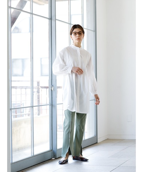 koe（コエ）の「バンドカラーシャツチュニック＊（シャツ/ブラウス・レディース・サックスブルー/オフホワイト・FREE）」の5枚目の写真