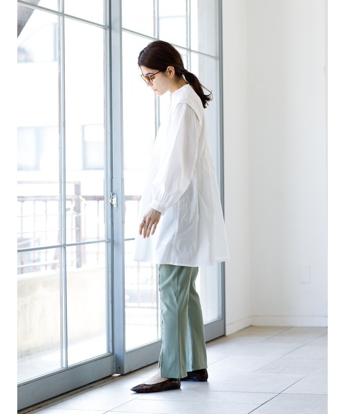 koe（コエ）の「バンドカラーシャツチュニック＊（シャツ/ブラウス・レディース・サックスブルー/オフホワイト・FREE）」の4枚目の写真