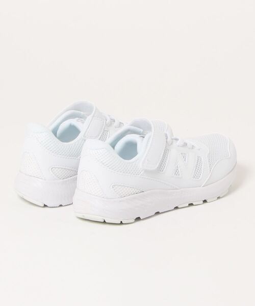 NEW BALANCE（ニューバランス）の「《New Balance》YT570（スニーカー・キッズ・レッド/ホワイト/ブラック/ブルー・19.0cm/20.0cm/21.0cm/18.0cm/23.0cm/22.0cm/25.0cm/17.0cm/24.0cm/22.5cm/23.5cm/24.5cm/17.5cm/21.5cm/19.5cm/18.5cm）」の5枚目の写真