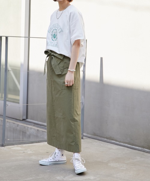 CIAOPANIC TYPY（チャオパニックティピー）の「カレッジプリントハーフスリーブスウェット（Tシャツ/カットソー・レディース・チャコールグレー/オフホワイト/サックスブルー/キャメル・ONE SIZE）」の5枚目の写真