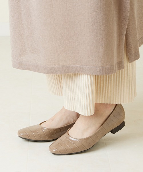 menue(メヌエ)の「晴雨兼用スクエアトゥ防水パンプス ヒールパンプス レディース(レインシューズ・レディース・ブラック/アイボリー/グレイッシュベージュ・22.5cm/23.5cm/24.5cm/25.5cm/23.0cm/24.0cm/25.0cm/26.0cm/21.5cm/22.0cm)」の16枚目の写真