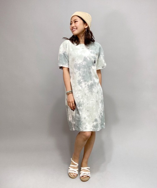 ROXY（ロキシー）の「ROXY/ロキシー   タイダイ柄Ｔシャツワンピース   RDR212021（ワンピース・レディース・ブルー/カーキ/パープル・S/M）」の8枚目の写真