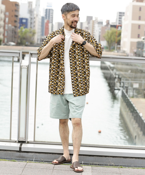 URBAN RESEARCH Sonny Label（アーバンリサーチサニーレーベル）の「オーバーサイズパターンシャツ（シャツ/ブラウス・メンズ・イエロー/オレンジ/グレー・LARGE/MEDIUM）」の16枚目の写真