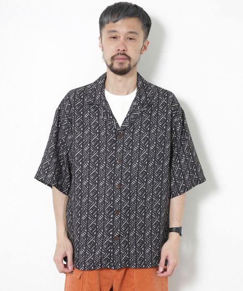 URBAN RESEARCH Sonny Label（アーバンリサーチサニーレーベル）の「オーバーサイズパターンシャツ（シャツ/ブラウス・メンズ・イエロー/オレンジ/グレー・LARGE/MEDIUM）」の21枚目の写真