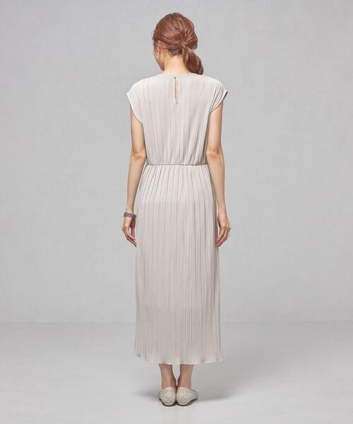 closet story（クローゼットストーリー）の「＜closet story（クローゼットストーリー）＞カットプリーツ ワンピース -手洗い可能-（ワンピース・レディース・ライトグレー/ブラック・FREE）」の5枚目の写真