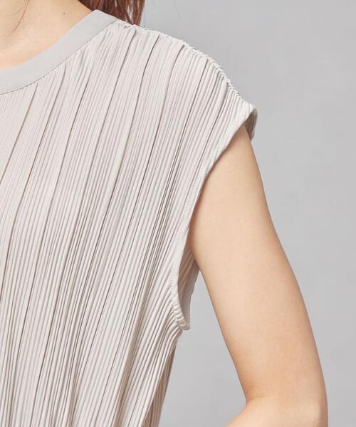 closet story（クローゼットストーリー）の「＜closet story（クローゼットストーリー）＞カットプリーツ ワンピース -手洗い可能-（ワンピース・レディース・ライトグレー/ブラック・FREE）」の7枚目の写真