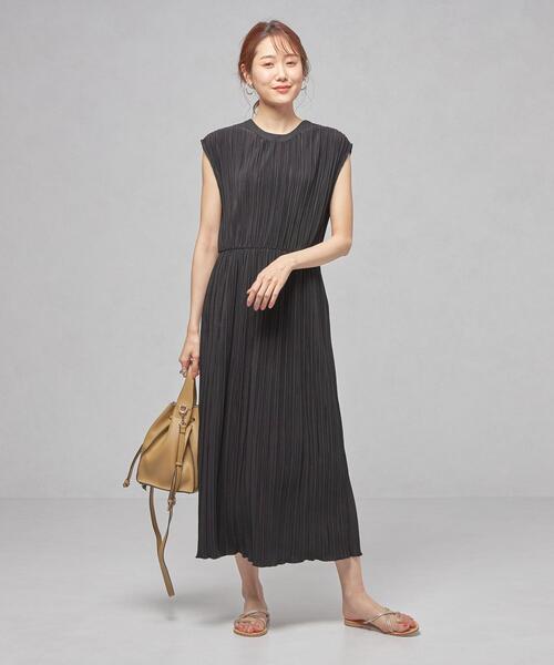 closet story（クローゼットストーリー）の「＜closet story（クローゼットストーリー）＞カットプリーツ ワンピース -手洗い可能-（ワンピース・レディース・ライトグレー/ブラック・FREE）」の13枚目の写真