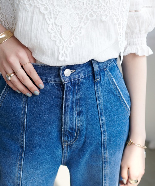 DISCOAT（ディスコート）の「リメイク風デニムセミフレアパンツ（デニムパンツ・レディース・ブラック/ブルー・MEDIUM/LARGE）」の20枚目の写真