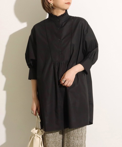 Factor=(ファクターイコール)の「フリル衿ハイネックブラウス(シャツ/ブラウス・レディース・ブラック/オフホワイト・FREE)」の2枚目の写真