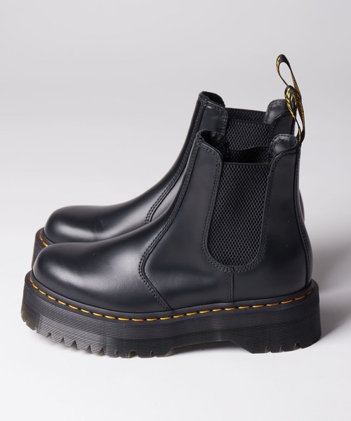 Dr. Martens（ドクターマーチン）の「【Dr.Martens /ドクターマーチン】2976 CHELSEA BOOTS チェルシー厚底ブーツ　サイドゴアブーツ（ブーツ・レディース・ホワイト/ブラック・4/6/5）」の16枚目の写真