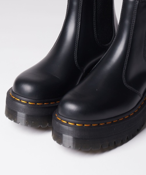 Dr. Martens（ドクターマーチン）の「【Dr.Martens /ドクターマーチン】2976 CHELSEA BOOTS チェルシー厚底ブーツ　サイドゴアブーツ（ブーツ・レディース・ホワイト/ブラック・4/6/5）」の19枚目の写真