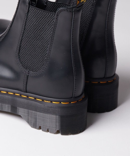 Dr. Martens（ドクターマーチン）の「【Dr.Martens /ドクターマーチン】2976 CHELSEA BOOTS チェルシー厚底ブーツ　サイドゴアブーツ（ブーツ・レディース・ホワイト/ブラック・4/6/5）」の22枚目の写真