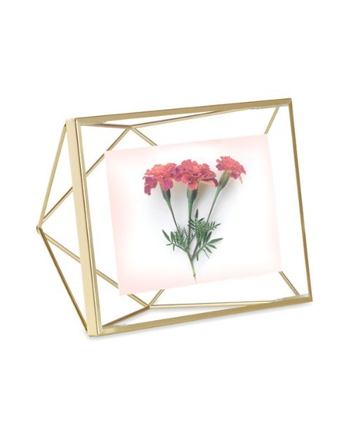 Umbra（アンブラ）の「Umbra/プリズマフォト 4×6 マットブラス（フォトフレーム・レディース・ゴールド系その他・FREE）」の13枚目の写真