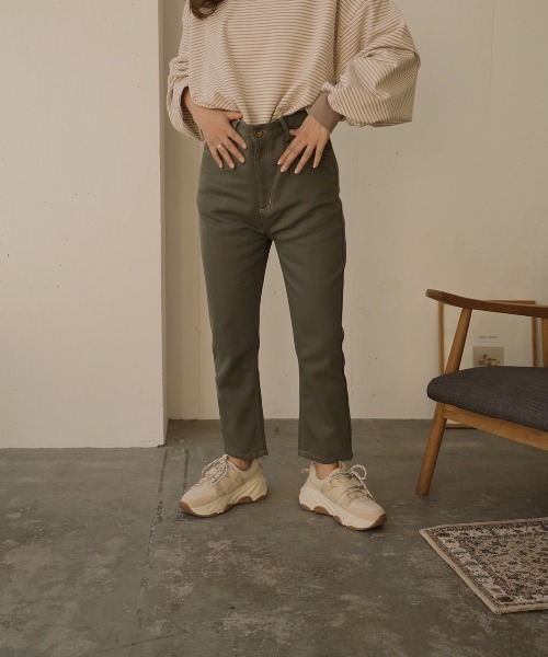 moi tytto（モイテュット）の「アンクルステッチ パンツ（その他パンツ・レディース・カーキ/ベージュ・SMALL/MEDIUM）」の10枚目の写真