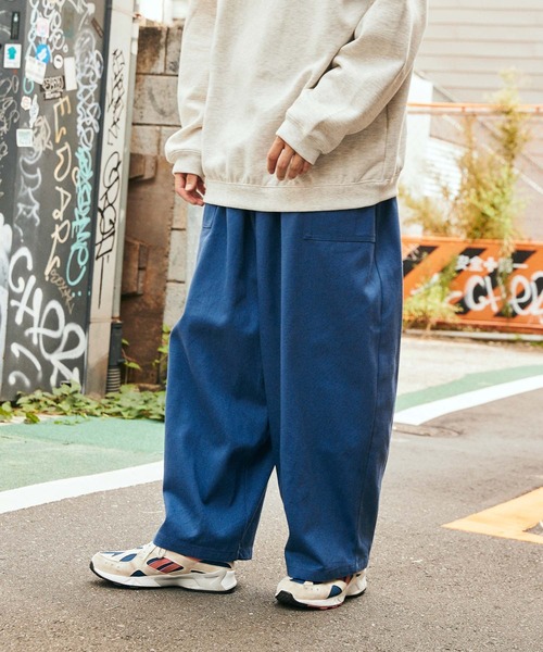 SPOC STORE(スポックストア)の「【SPOC STORE】スーパーワイド カジュアルベイカーパンツ(チノパンツ・メンズ・ベージュ/ブルー/グリーン・S/M/L)」の4枚目の写真