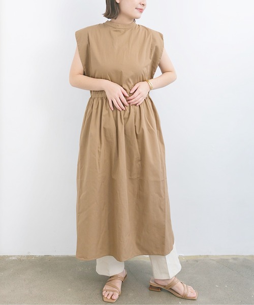 nemne store(ネンネストア)の「ふわふわ浮かぶノースリリボンワンピース(ワンピース・レディース・ベージュ/オフホワイト/モカ・フリー)」の3枚目の写真
