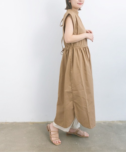 nemne store(ネンネストア)の「ふわふわ浮かぶノースリリボンワンピース(ワンピース・レディース・ベージュ/オフホワイト/モカ・フリー)」の8枚目の写真