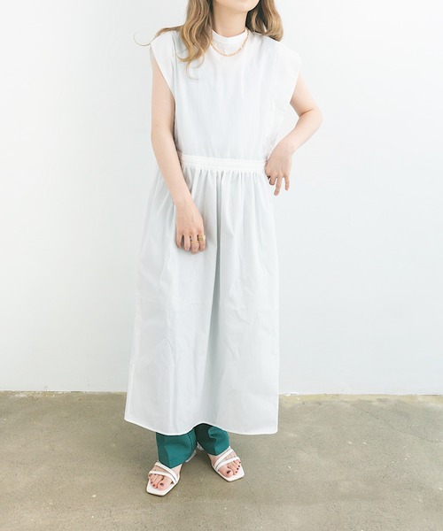 nemne store(ネンネストア)の「ふわふわ浮かぶノースリリボンワンピース(ワンピース・レディース・ベージュ/オフホワイト/モカ・フリー)」の4枚目の写真