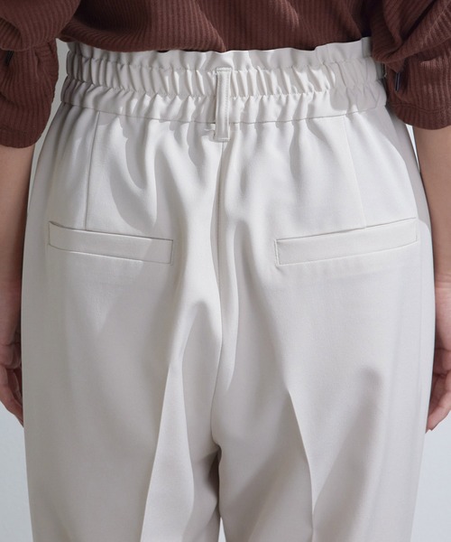 vis-`a-vis（ビサビ）の「【WEB限定】美シルエットハイウエストカラーフレアパンツ【洗濯機可】（スラックス・レディース・ピンク/キナリ/グリーン/レンガ/ブラック/ダークブラウン・S/M/L/SS）」の12枚目の写真