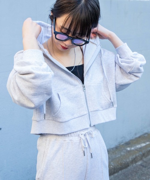 WEGO（ウィゴー）の「WEGO/ショートジップパーカー（パーカー・レディース・ブルー/ダークグリーン/オートミール/ホワイト/ブラック/パープル/グリーン/その他1/その他2・FREE）」の18枚目の写真