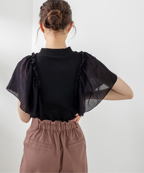 OLIVE des OLIVE（オリーブデオリーブ）の「袖ヒラプチハイプルオーバー（Tシャツ/カットソー・レディース・ブラック/オフホワイト/ライトブラウン・FREE）」の3枚目の写真