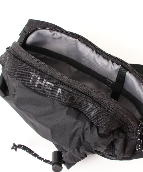 THE NORTH FACE（ザノースフェイス）の「ザノースフェイス ウエストバッグ BOZER HIP PACK（ボディバッグ/ウエストポーチ・メンズ・ブラック/カモフラージュ・FREE）」の10枚目の写真