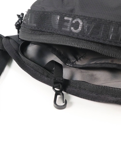 THE NORTH FACE（ザノースフェイス）の「ザノースフェイス ウエストバッグ BOZER HIP PACK（ボディバッグ/ウエストポーチ・メンズ・ブラック/カモフラージュ・FREE）」の3枚目の写真