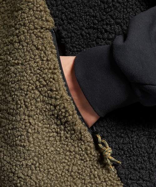 Reebok（リーボック）の「クラシックス キャンピング ポーラフリース ベスト / Classics Camping Polar Fleece Vest（ベスト・メンズ・オレンジ/アーミー・SMALL/MEDIUM/LARGE/X-LARGE/XX-LARGE/X-SMALL/XXX-LARGE）」の11枚目の写真