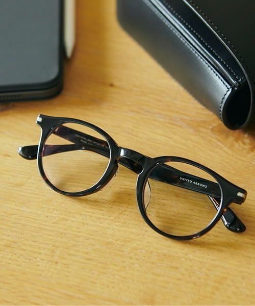 UNITED ARROWS（ユナイテッドアローズ）の「ボストン型 めがね｜Zoff